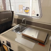 2026 Weldcraft 280 Cuddy King - Black/Pewter Metallic